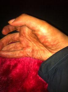 红右手,揭秘神秘力量背后的传奇故事